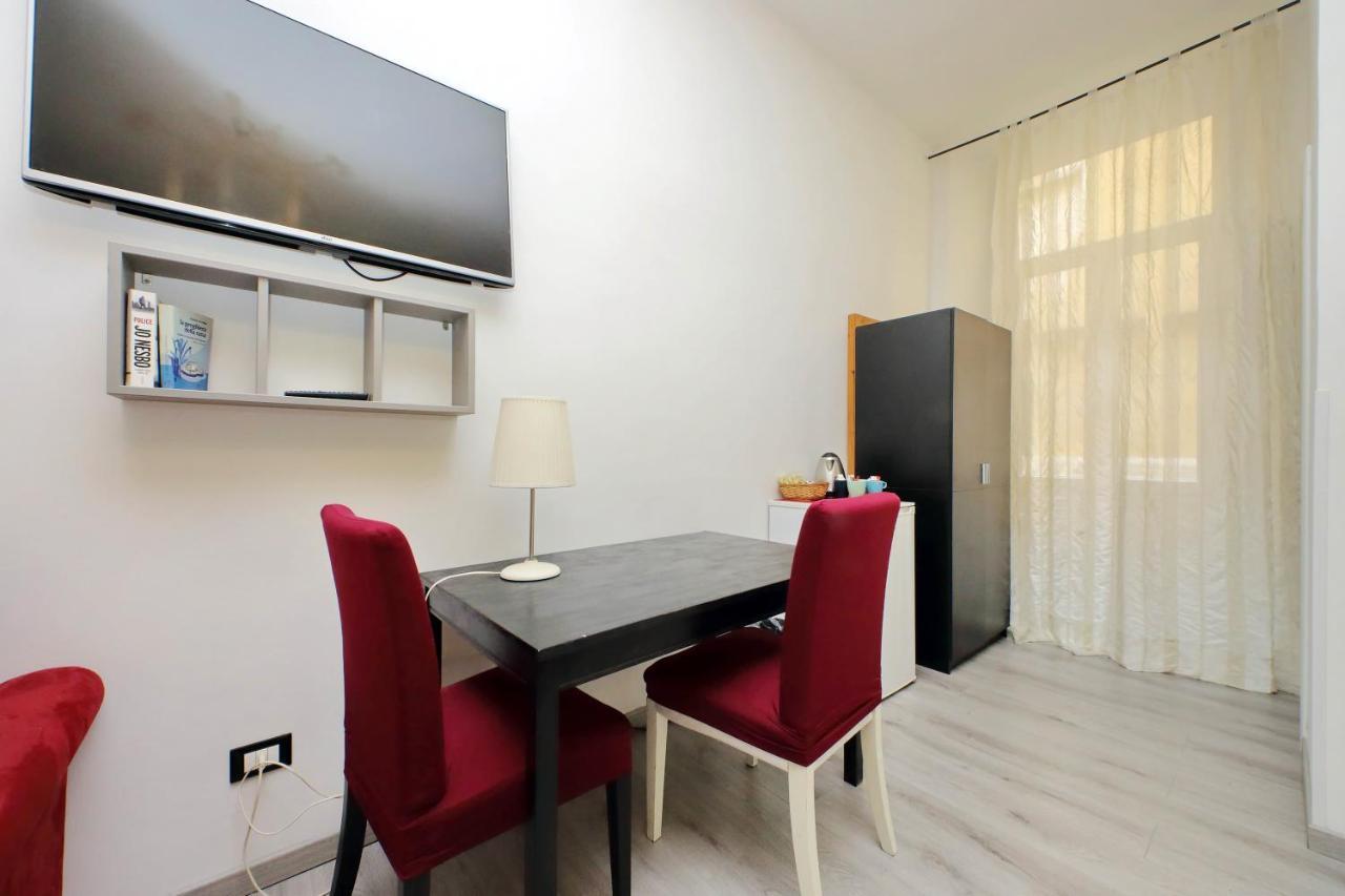 Lucky Holiday Rooms Рим Екстериор снимка