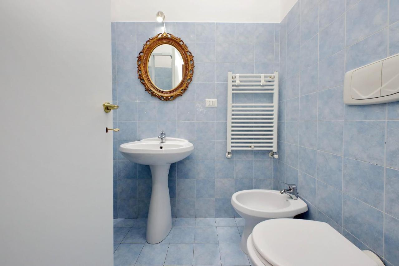 Lucky Holiday Rooms Рим Екстериор снимка